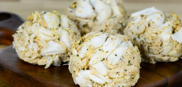 Jumbo lump crab cakes